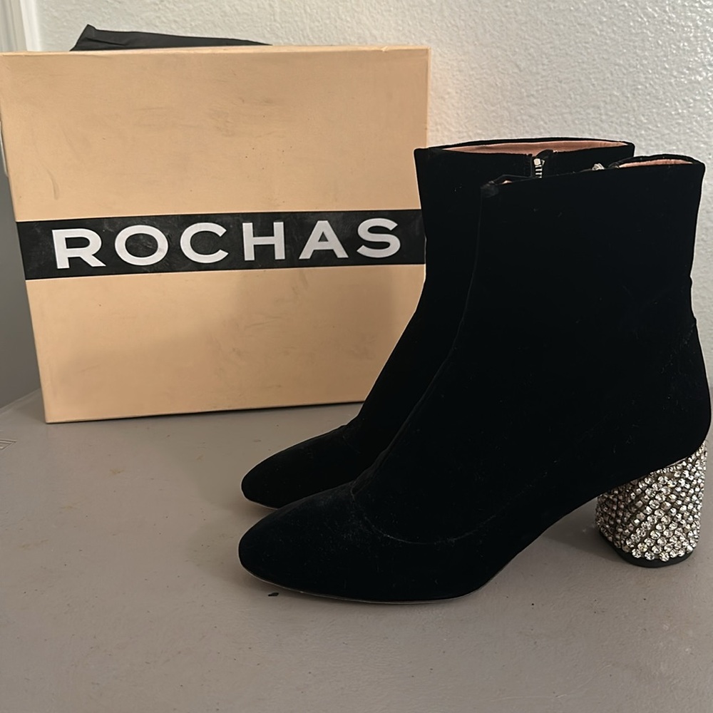 Black Rochas Heeled Boots - Picture 2 of 5